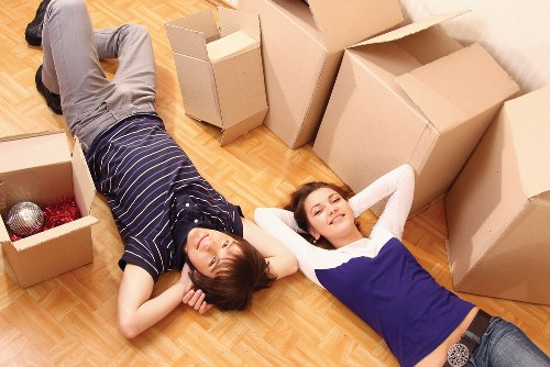 Furniture and box transport for homes and businesses in Queens Park